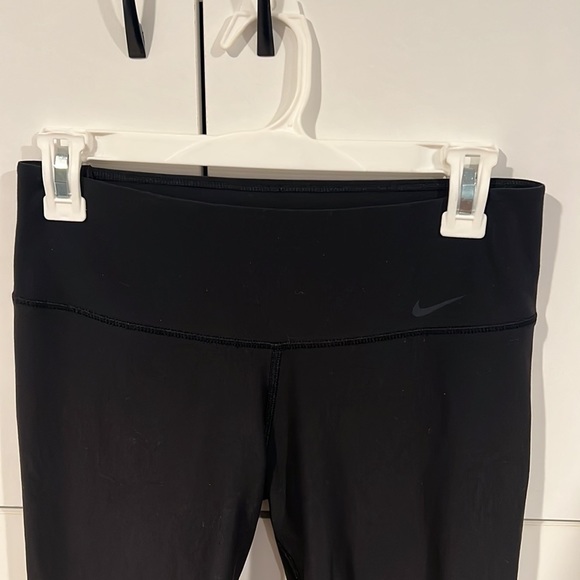 Nike dri-fit capris . Size‎ S - Picture 2 of 5